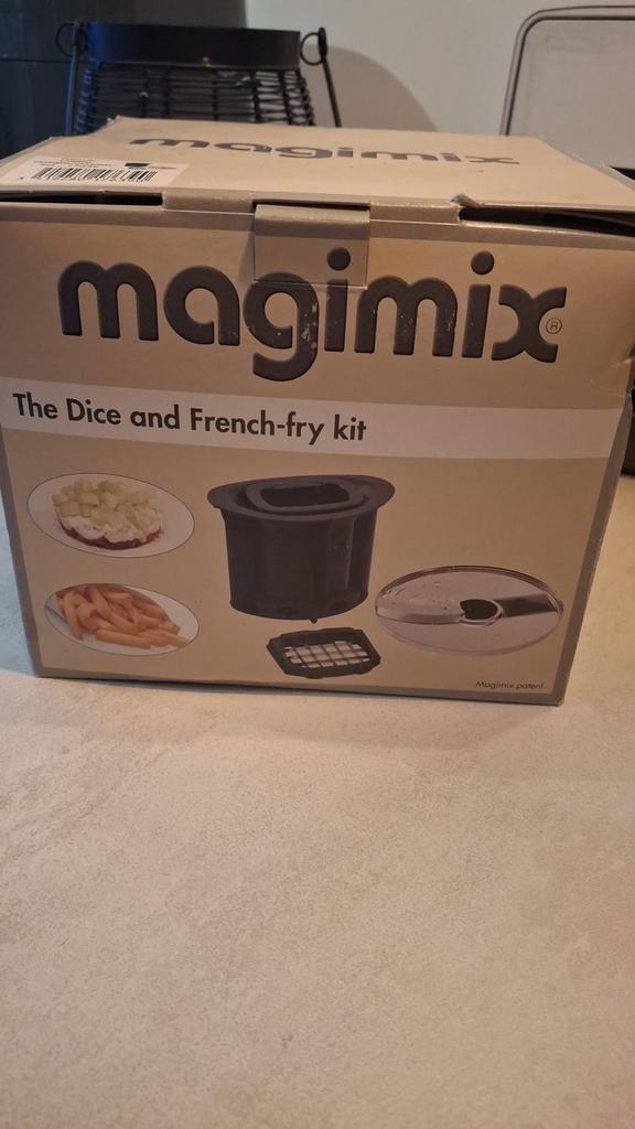 Magimix 3200 XL Keukenmachine met accessoires, Witgoed en Apparatuur, Keukenmixers, Zo goed als nieuw, 2 tot 3 liter, 3 snelheden of meer