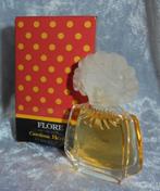 Volle parfum mini Carolina herrera flore + doosje, Ophalen of Verzenden, Zo goed als nieuw, Miniatuur, Gevuld
