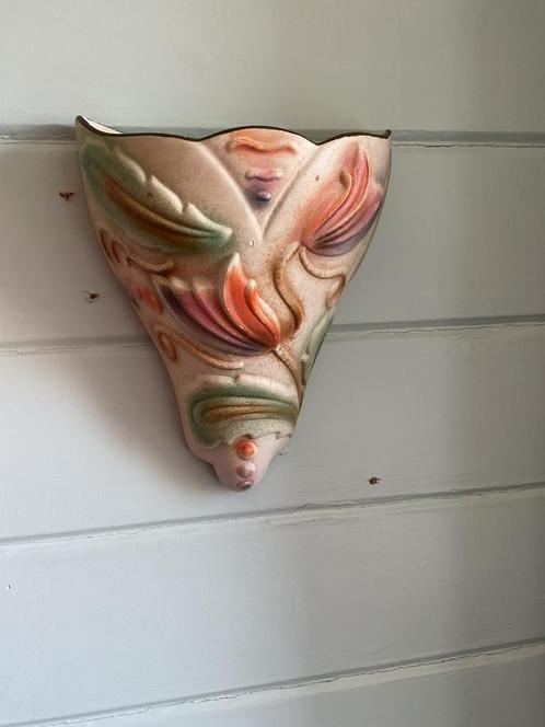 HELE MOOIE ART DECO WANDVAAS IN PASTELTINTEN MODEL ATHENS, Antiek en Kunst, Antiek | Keramiek en Aardewerk, Ophalen of Verzenden