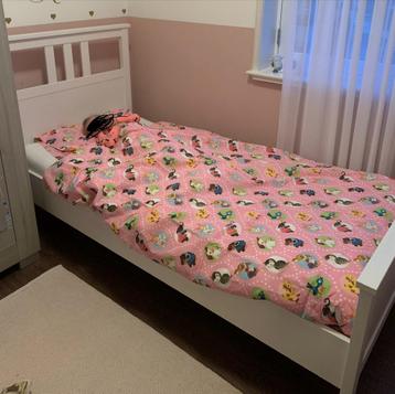 Kinderbed met lattenbodem beschikbaar voor biedingen