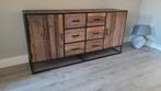 Zeer mooi industrieel dressoir, indoteak, Huis en Inrichting, Ophalen, Zo goed als nieuw, 25 tot 50 cm, 150 tot 200 cm