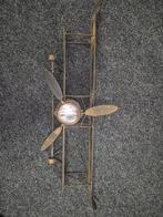 Decoratieve metalen vliegtuig wanddecoratie klok, Ophalen of Verzenden, Gebruikt