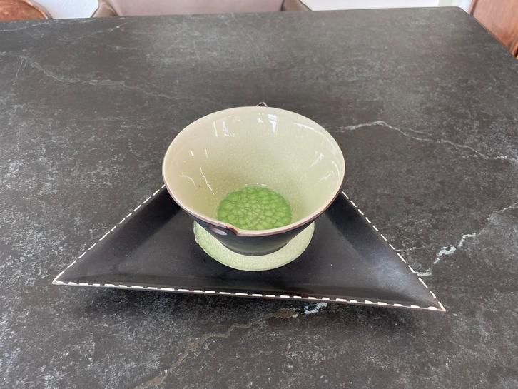 Serveerset, ‘Japans’, tweedelig, Huis en Inrichting, Keuken | Servies, Nieuw, Schaal of Schalen, Overige stijlen, Keramiek, Ophalen of Verzenden