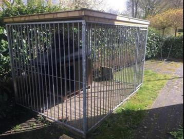 Hondenverblijf/-kennel +/- 300x200 cm gegalvaniseerd ZGAN beschikbaar voor biedingen