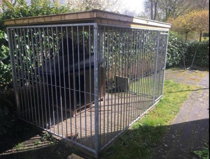Hondenverblijf/-kennel +/- 300x200 cm gegalvaniseerd ZGAN, Dieren en Toebehoren, Hondenhokken, Zo goed als nieuw, Hondenkennel