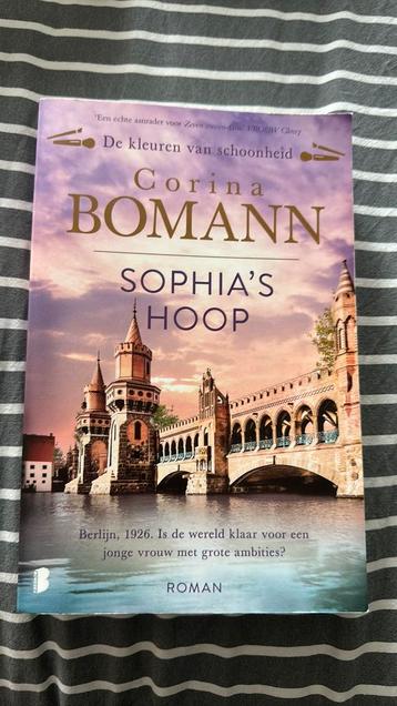 Corina Bomann - Sophia's hoop beschikbaar voor biedingen
