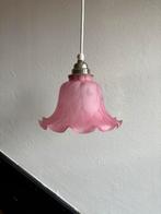 Vintage frans sierlijk roze clichy glazen hanglamp lampenkap, Ophalen of Verzenden, Zo goed als nieuw, Glas, Minder dan 50 cm