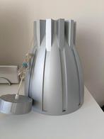 Moderne zilverkleurige hanglamp, Kunststof, Gebruikt, Ophalen of Verzenden, Modern