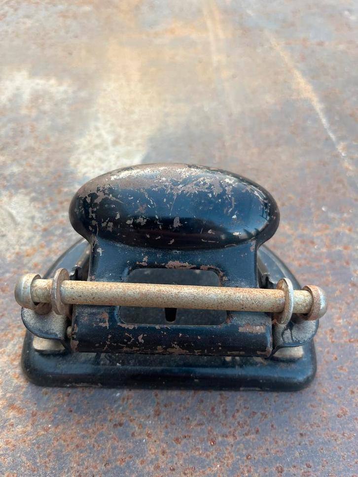 Vintage Leitz No. 38 Perforator, Antiek en Kunst, Antiek | Kantoor en Zakelijk, Ophalen