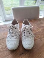 Mooie witte sneakers maat 39, Wit, Ophalen of Verzenden, Sneakers of Gympen, Zo goed als nieuw