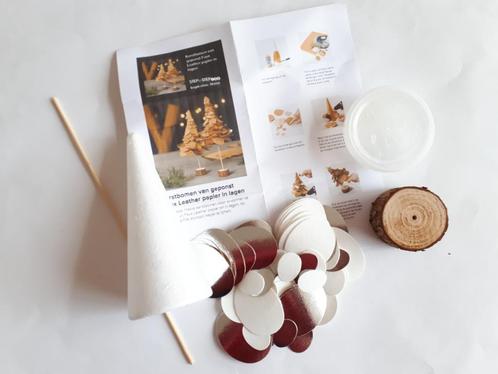 Kerstboom pakket van Faux Leather paper groot wit/zilver, Hobby en Vrije tijd, Knutselen, Nieuw, Materiaal, Ophalen of Verzenden