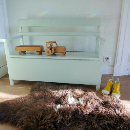 Lichtgroen klepbankje kinderbankje, Kinderen en Baby's, Kinderkamer | Tafels en Stoelen, Stoel(en), Ophalen