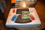 Vintage GAMA racebaan met twee auto's en trafo, Kinderen en Baby's, Speelgoed | Racebanen, Overige merken, Zelf te bouwen, Ophalen of Verzenden