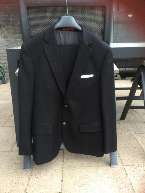 Zwart herenkostuum maat 46, Kleding | Heren, Kostuums en Colberts, Zo goed als nieuw, Maat 46 (S) of kleiner, Zwart, Ophalen of Verzenden