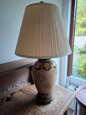 Oosterse lamp  beschikbaar voor biedingen