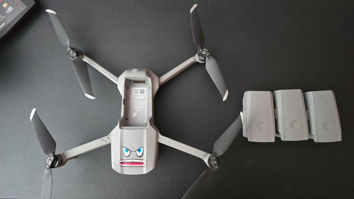 DJI Mavic Air 2 drone Fly More Combo met extra's, Audio, Tv en Foto, Drones, Zo goed als nieuw, Ophalen