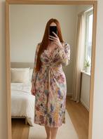 overslag wrap centuur bloemenprint jurk M/ L / XL ONE SIZE, Ophalen of Verzenden, Zo goed als nieuw, Onder de knie