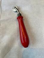 Vintage rood radeerwieltje, naaigerei, Ophalen of Verzenden
