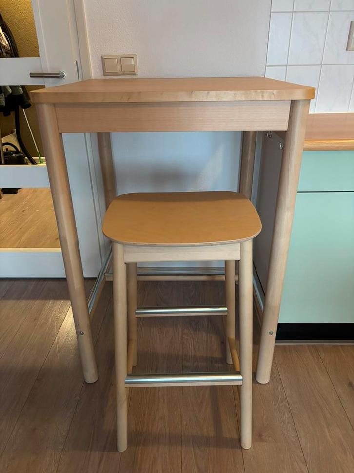 Sta tafel en kruk Ikea Ronninge, Huis en Inrichting, Tafels | Statafels, Zo goed als nieuw, Ophalen