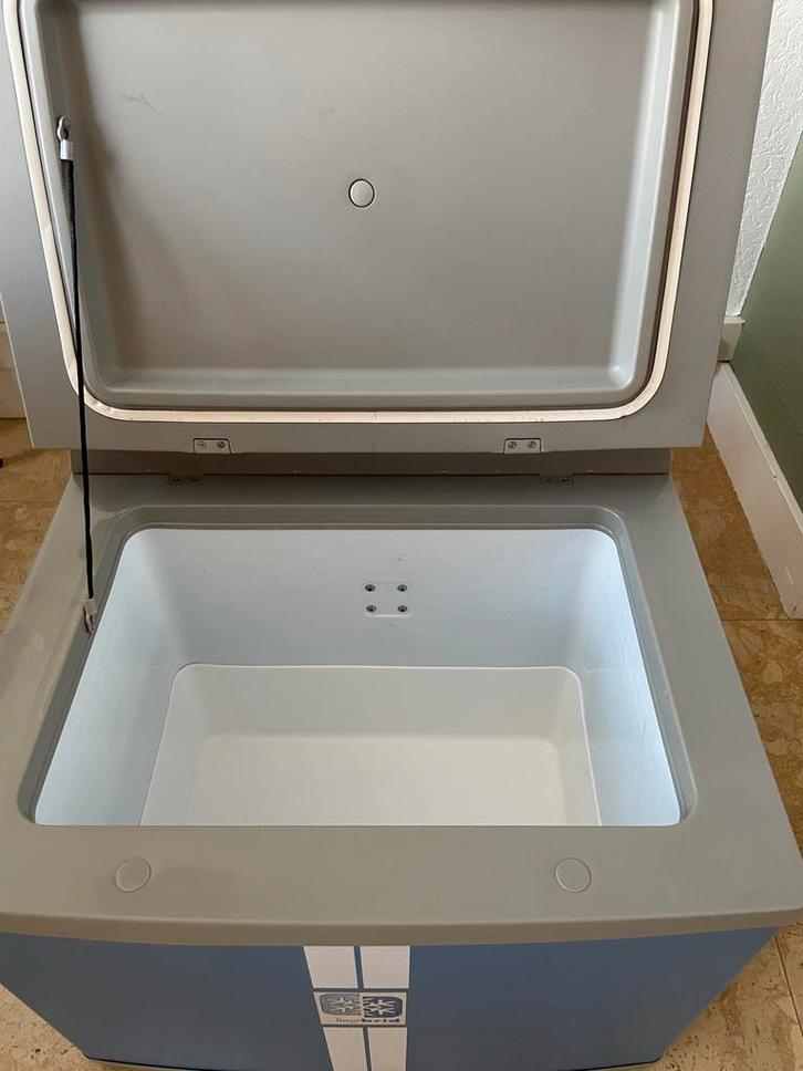 Mobicool B40 Compressor Koelbox - 12V/220V, Caravans en Kamperen, Koelboxen, Gebruikt, Koelbox, Compressor, Ophalen of Verzenden