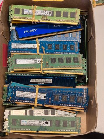 Grote partij 4GB DDR3/DDR3L desktop geheugen beschikbaar voor biedingen