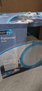 Plafonnière met bulb, Ophalen