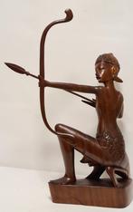 Balinese boogschutter (gesigneerd), Antiek en Kunst, Ophalen of Verzenden