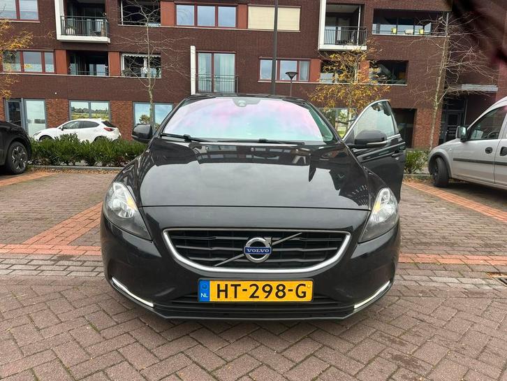 Volvo V40 2.0 D2 120PK 2015 Zwart, Auto's, Volvo, Particulier, V40, Airbags, Airconditioning, Alarm, Bluetooth, Boordcomputer