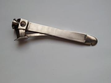 Sigarenknipper " Pfeilring Solingen " zilver 935. beschikbaar voor biedingen