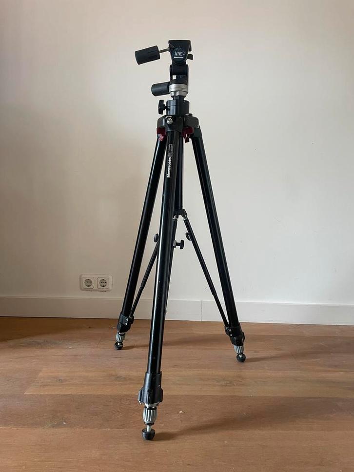 Manfrotto statief 058B + 141RC kop, Audio, Tv en Foto, Fotografie | Statieven en Balhoofden, Gebruikt, Driepoot, 175 cm of meer
