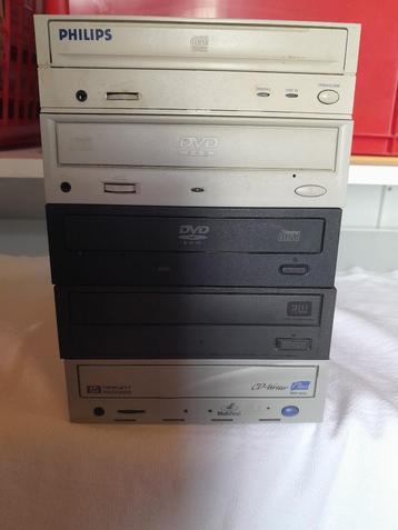 CD/DVD spelers/branders met IDE of SATA-aansluiting beschikbaar voor biedingen