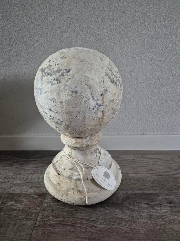 Riverdale Beton Ornament NIEUW!!, Huis en Inrichting, Woonaccessoires | Zuilen en Pilaren, Www.vrumdwonen.nl, Het Logement 9, Nieuw