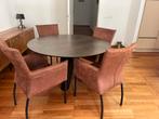 Eetkamer set ronde tafel en vier stoelen, Huis en Inrichting, Complete eetkamers, Ophalen, Zo goed als nieuw, 4 tot 6 stoelen