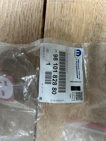 Koplamp reparatieset rechts 108/Aygo/C1 9810182880 beschikbaar voor biedingen