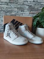 Nike Air Jordan 1 Zoom CMFT W / 40, Nike Air Jordan, Nieuw, Ophalen of Verzenden, Sneakers of Gympen