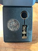 125 jaar Ajax - jubileumset Magneet & sleutelhanger, Verzamelen, Ophalen of Verzenden, Zo goed als nieuw, Ajax, Overige typen