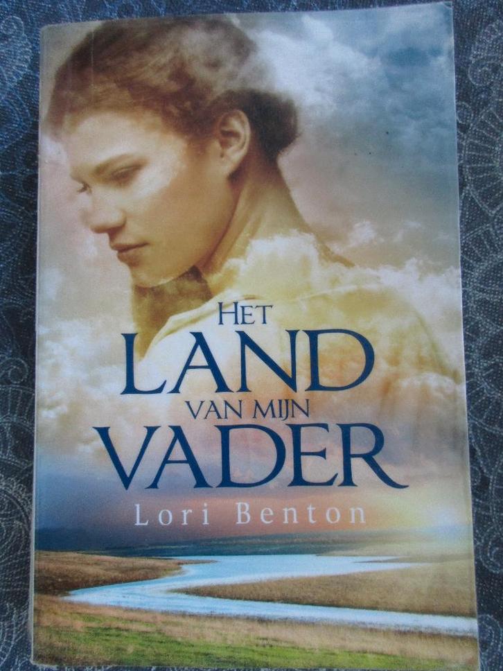 Lori Benton - Het land van mijn vader / Samen blauwe bergen, Boeken, Romans, Zo goed als nieuw, Ophalen of Verzenden