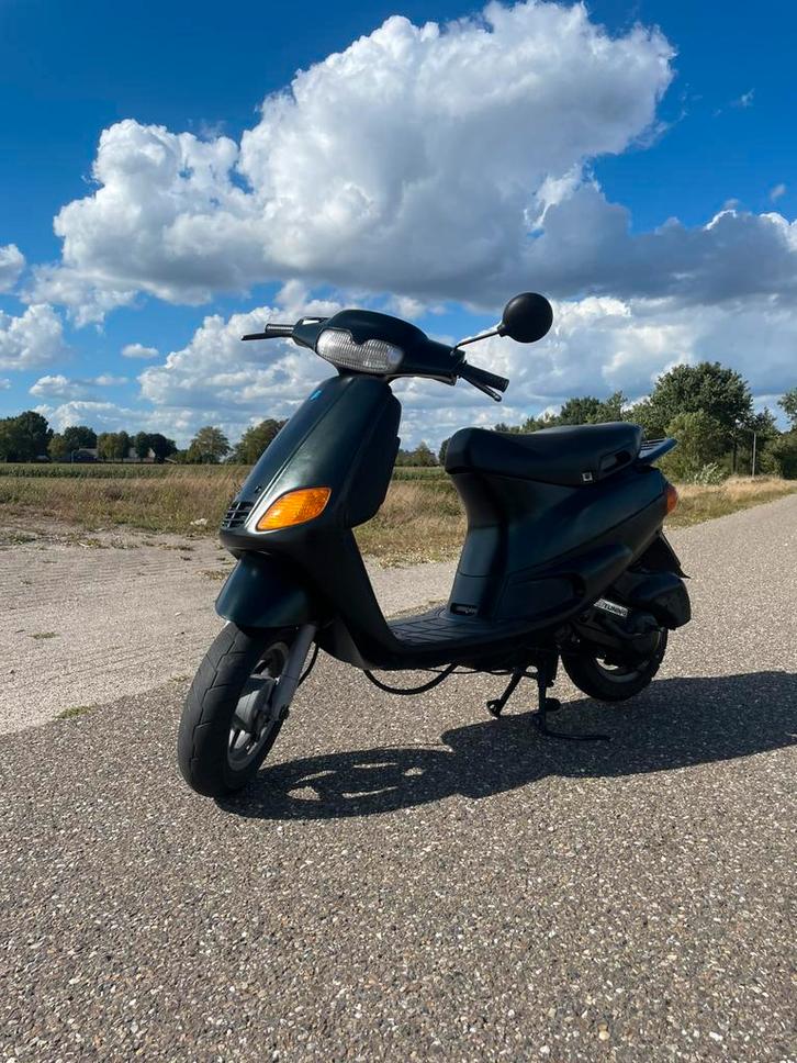 Zip type 3 50cc, Fietsen en Brommers, Scooters | Piaggio, Zo goed als nieuw, Zip, Maximaal 45 km/u, Tweetakt, Ophalen