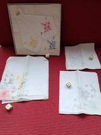 brocante zakdoekjes met kant en borduursel oud, Ophalen of Verzenden
