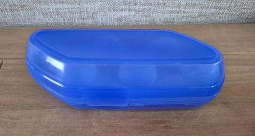 Tupperware eierdoos voor 6-12 eieren Blauw, Huis en Inrichting, Keuken | Tupperware, Zo goed als nieuw, Overige typen, Blauw, Wit