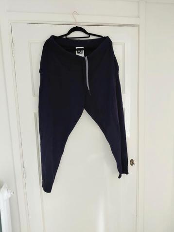 Prachtige 10days merino look jogger dark blueL NW179,- beschikbaar voor biedingen