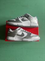 Nike dunk low metallic silver maat 42.5, Ophalen of Verzenden, Nieuw, Overige kleuren