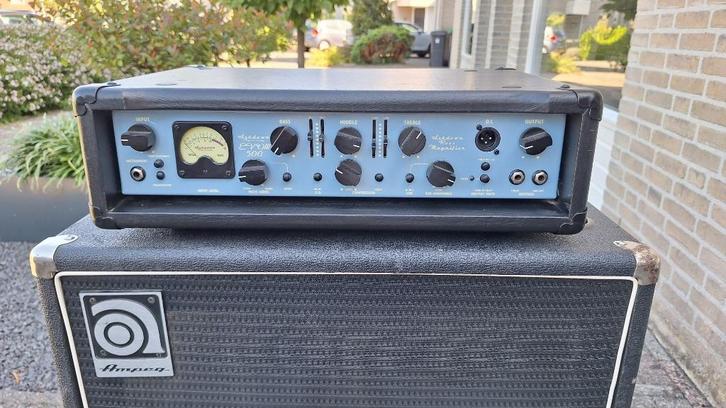 Ashdown ABM EVO III 500 + flightcase, Muziek en Instrumenten, Versterkers | Bas en Gitaar, Zo goed als nieuw, Basgitaar, 100 watt of meer