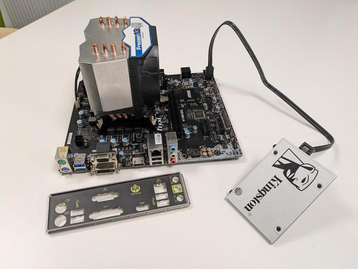 Moederbord, cpu, ddr4 en ssd - Intel Core i5 6600, Computers en Software, Moederborden, Gebruikt, Intel, DDR4, Ophalen of Verzenden