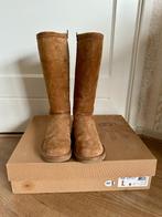Uggs laarzen z.g.a.n, Kleding | Dames, Hoge laarzen, Bruin, Ophalen of Verzenden, Zo goed als nieuw
