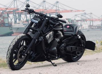 Harley Davidson Vrod Custom - 300 Achterband - Uniek! beschikbaar voor biedingen
