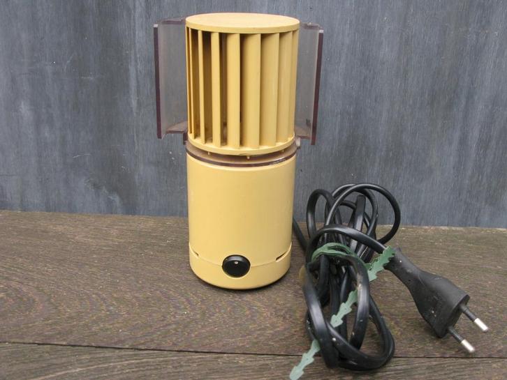 BRAUN TAFELVENTILATOR VINTAGE DESIGN, Verzamelen, Elektronische Apparatuur, Ophalen of Verzenden