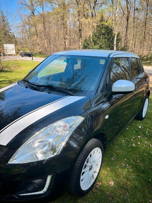 Suzuki Swift Exclusive 1.2,2014 Zwart 4X4 Aangedreven!!!!!, Auto's, Suzuki, Particulier, 4x4, ABS, Airbags, Airconditioning, Bluetooth