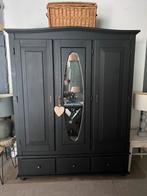Brocante demontabele 3 deurs kledingkast ( hang/leg), Kinderen en Baby's, 50 tot 70 cm, 105 cm of meer, Ophalen of Verzenden, 100 cm of meer