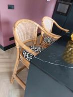 Set vintage rotan rohe barstoelen, 2 krukken, Ophalen, 60 tot 90 cm